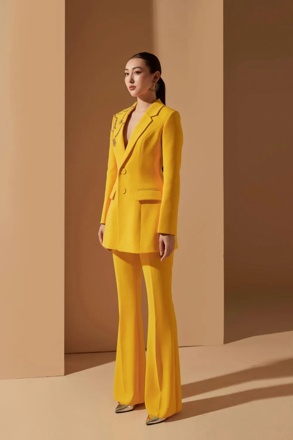 Farlay Structured Notch Lapel Polyester Spandex Blazer