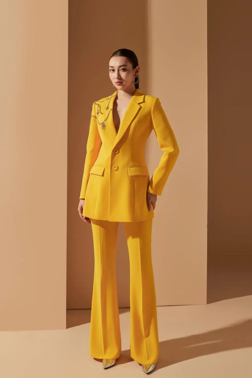 Farlay Structured Notch Lapel Polyester Spandex Blazer