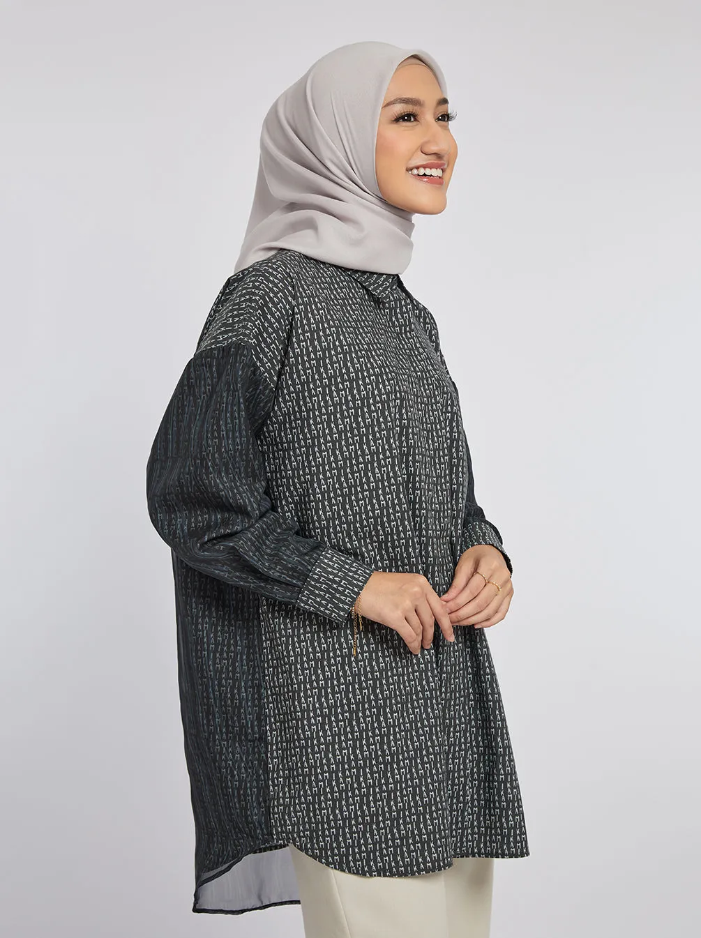 MALIA BOXY TOP BLACK