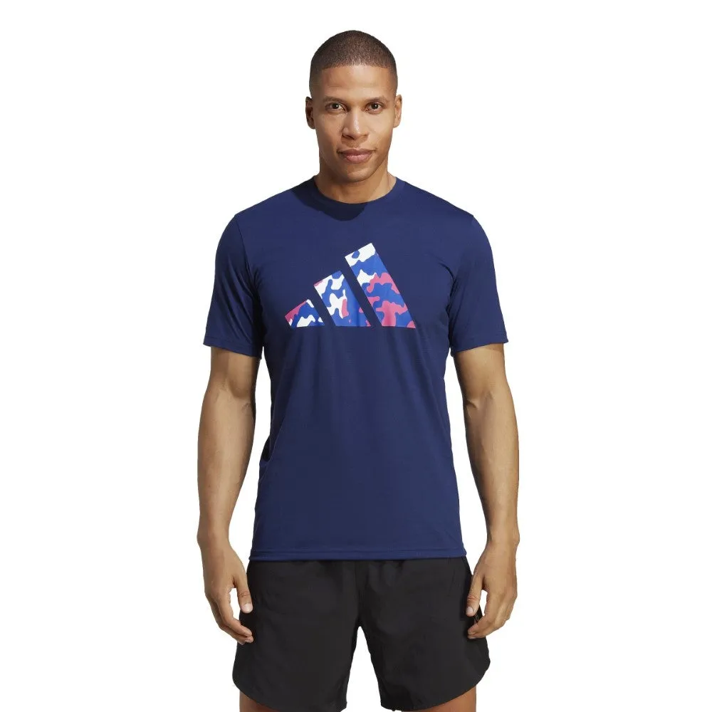 Train Essentials Seasonal Logo Training T-shirts