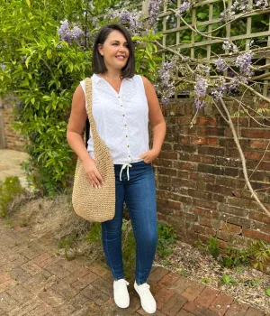 White Flowing Grasses Anglais Top